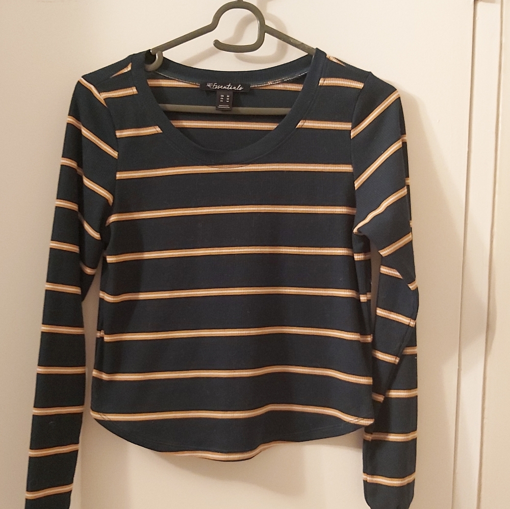 🤯2/$15 SWS Essentials Green and Yellow Striped Longsleeve Shirt